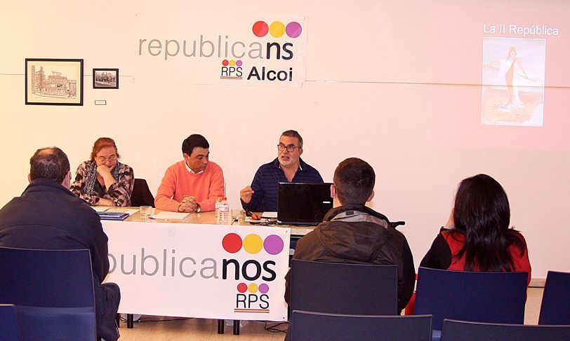 Intervención del Historiador invitado