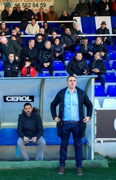 Banquillo Alcoyano Nastic