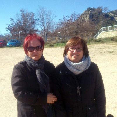 Conchi y Juani el poble es savi